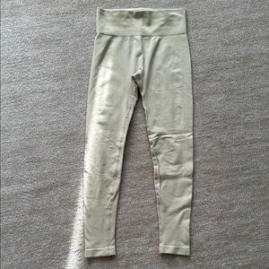 High-Waisted Beige Leggings size M Move By Melissa